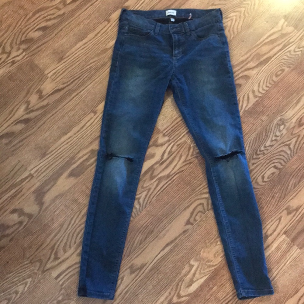 Sneak peak size 3 destructed jeans